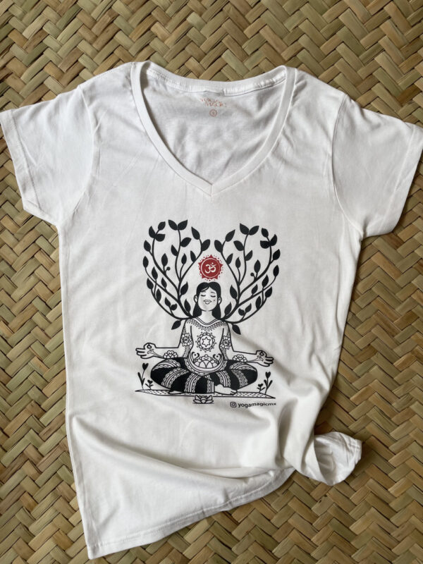Playera basica cuello V "#Coleccion SHAKTI"